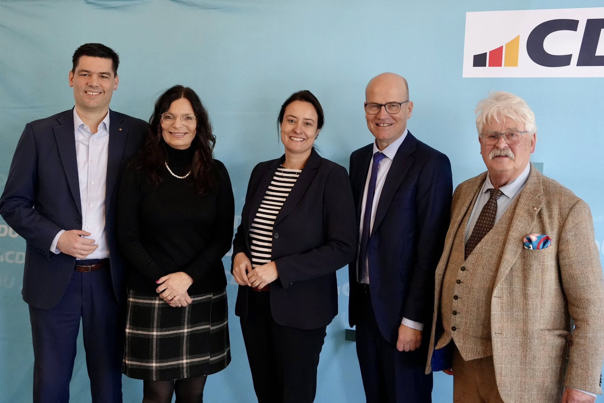 v.l. Mirco Schmidt, Anke Theisen, Anna Katharina B�lling, Ralph Brinkhaus, Elmar Brok